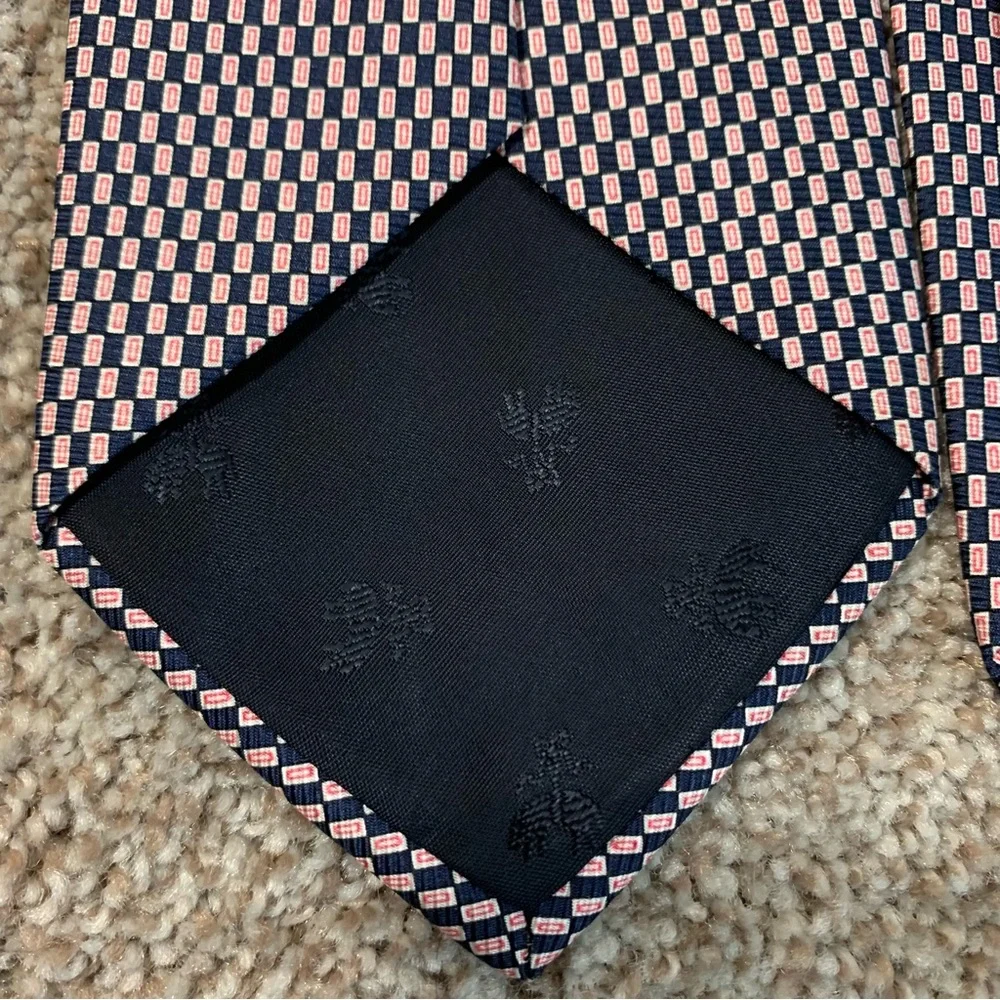 Brooks Brothers Makers Men’s Tie Navy Pink Checkered Geometric 100% Silk USA
